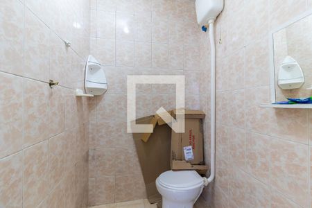 Casa à venda com 250m², 2 quartos e 1 vaga Casa à venda com 250m², 2 quartos e 1 vagaBanheiro 02 - Casa 01