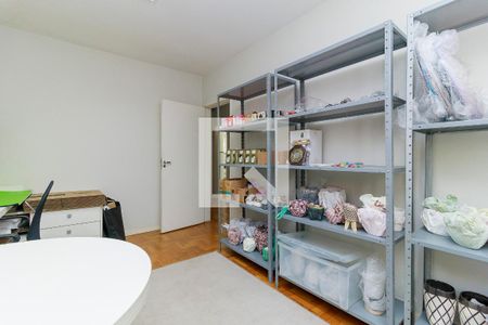 Casa para alugar com 360m², 4 quartos e 3 vagas Casa para alugar com 360m², 4 quartos e 3 vagasQuarto 2