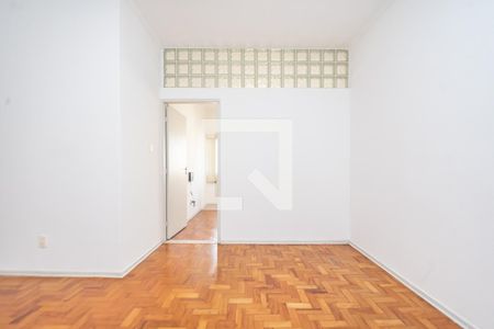 Apartamento à venda com 57m², 2 quartos e sem vaga Apartamento à venda com 57m², 2 quartos e sem vagaSala