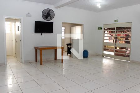 Apartamento à venda com 65m², 2 quartos e 1 vaga Apartamento à venda com 65m², 2 quartos e 1 vagaÁrea comum - Salão de festas