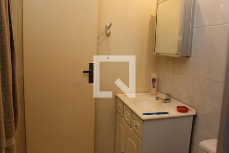 Apartamento à venda com 65m², 2 quartos e 1 vaga Apartamento à venda com 65m², 2 quartos e 1 vagaBanheiro
