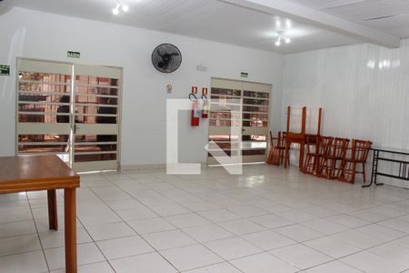 Apartamento à venda com 65m², 2 quartos e 1 vaga Apartamento à venda com 65m², 2 quartos e 1 vagaÁrea comum - Salão de festas