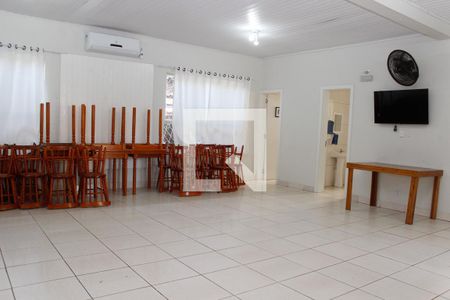 Apartamento à venda com 65m², 2 quartos e 1 vaga Apartamento à venda com 65m², 2 quartos e 1 vagaÁrea comum - Salão de festas
