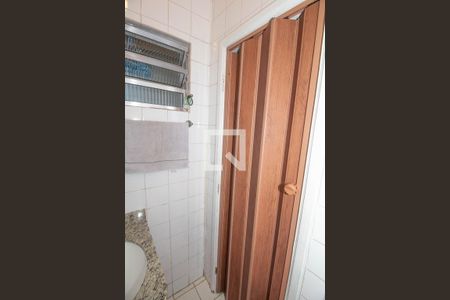 Banheiro Social Inferior de casa à venda com 2 quartos, 80m² em Vila Bancaria, São Paulo