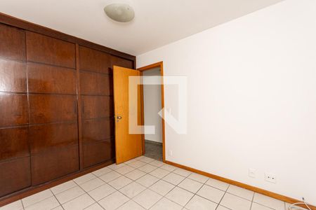 Apartamento para alugar com 80m², 2 quartos e 2 vagas Apartamento para alugar com 80m², 2 quartos e 2 vagasSuite