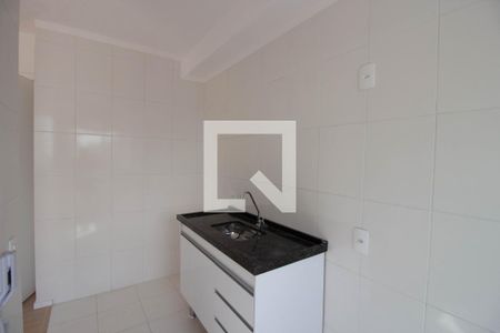 Apartamento à venda com 42m², 2 quartos e sem vaga Apartamento à venda com 42m², 2 quartos e sem vagaCozinha-Lavanderia