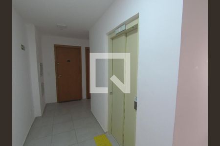 Apartamento para alugar com 38m², 2 quartos e 1 vagaElevador