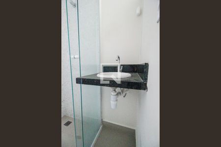 Casa de condomínio à venda com 43m², 2 quartos e 1 vagaBanheiro