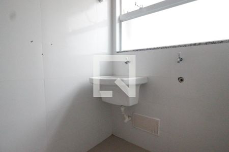 Casa de condomínio à venda com 43m², 2 quartos e 1 vagaÁrea de serviço