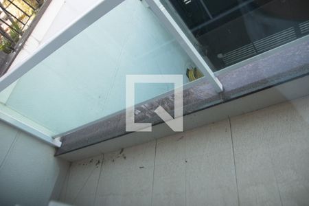 Varanda de casa à venda com 3 quartos, 140m² em Vila Rosa, São Paulo