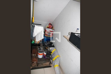 Depósito de casa à venda com 3 quartos, 140m² em Vila Rosa, São Paulo