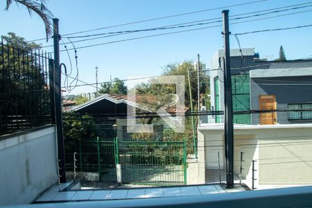 Vista de casa à venda com 3 quartos, 140m² em Vila Rosa, São Paulo