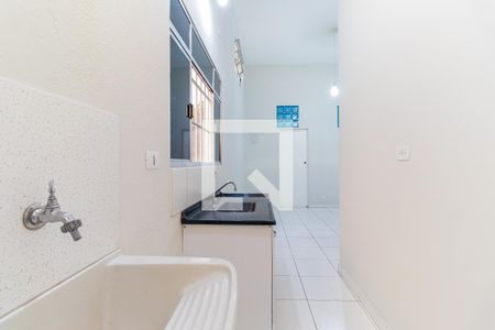 Studio para alugar com 25m², 1 quarto e sem vaga Studio para alugar com 25m², 1 quarto e sem vagaCozinha e Área de Serviço