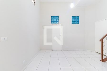 Sala de kitnet/studio para alugar com 1 quarto, 25m² em Socorro, São Paulo