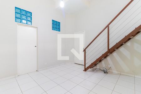 Sala de kitnet/studio para alugar com 1 quarto, 25m² em Socorro, São Paulo