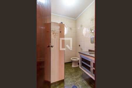 Casa à venda com 160m², 3 quartos e 2 vagas Casa à venda com 160m², 3 quartos e 2 vagasBanheiro