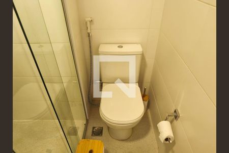 Banheiro  de kitnet/studio à venda com 1 quarto, 24m² em Vila Mariana, São Paulo