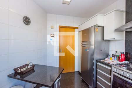 Apartamento à venda com 127m², 4 quartos e 3 vagasCozinha