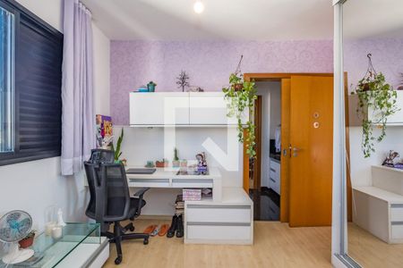 Apartamento à venda com 127m², 4 quartos e 3 vagasSemi Suíte 1