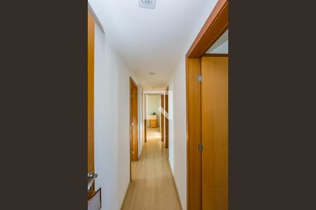 Apartamento à venda com 127m², 4 quartos e 3 vagasCorredor
