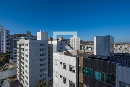 Apartamento à venda com 127m², 4 quartos e 3 vagasSemi Suíte 2