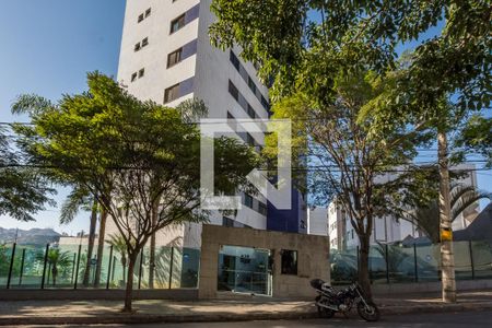 Apartamento à venda com 127m², 4 quartos e 3 vagasFachada