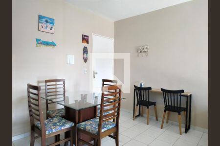 sala de apartamento para alugar com 1 quarto, 55m² em Jardim Tres Marias, Guarujá