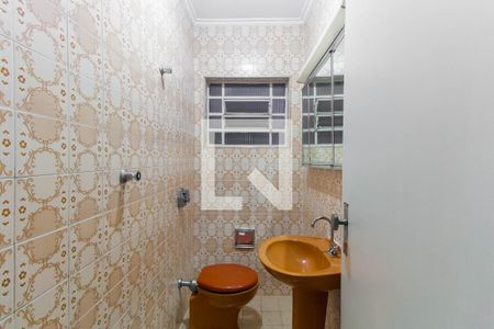 Lavabo de casa para alugar com 3 quartos, 150m² em Vila Carmem, São Paulo