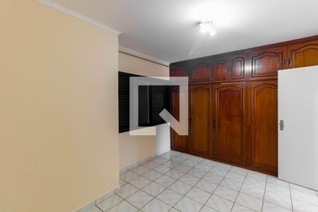 Casa para alugar com 150m², 3 quartos e 5 vagasSuíte
