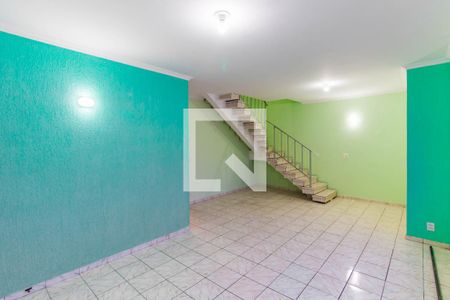 Sala de casa para alugar com 3 quartos, 150m² em Vila Carmem, São Paulo