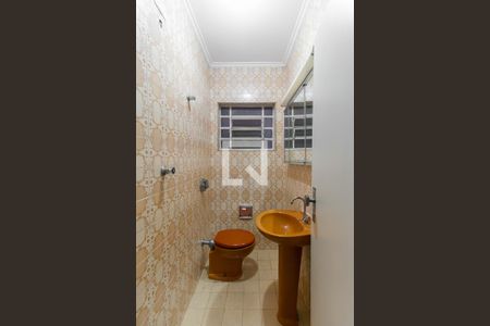 Lavabo de casa para alugar com 3 quartos, 150m² em Vila Carmem, São Paulo