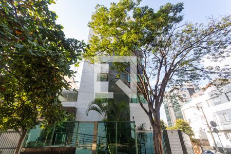 Apartamento à venda com 140m², 3 quartos e 2 vagasFachada