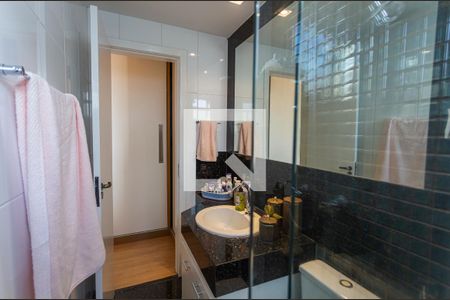 Apartamento à venda com 140m², 3 quartos e 2 vagasBanheiro da Suíte