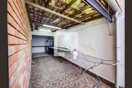 Casa de condomínio para alugar com 320m², 5 quartos e 2 vagasÁrea de Serviço