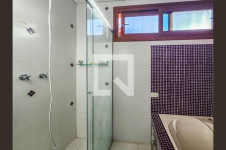 Casa de condomínio para alugar com 320m², 5 quartos e 2 vagasQuarto 3 suite 