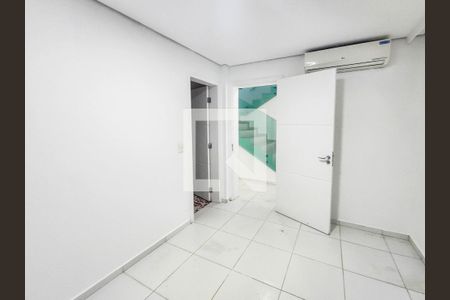 Casa de condomínio para alugar com 320m², 5 quartos e 2 vagasQuarto 1