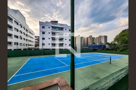 Casa de condomínio para alugar com 320m², 5 quartos e 2 vagasQuadra Esportiva