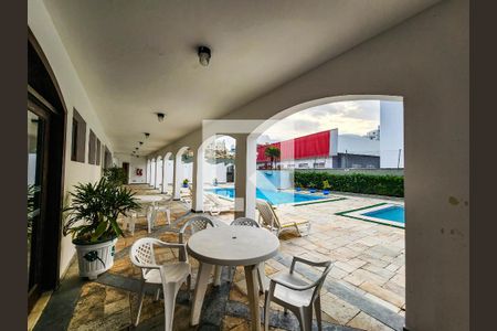 Casa de condomínio para alugar com 320m², 5 quartos e 2 vagasÁrea comum - Piscina