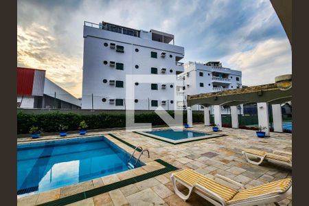 Casa de condomínio para alugar com 320m², 5 quartos e 2 vagasÁrea comum - Piscina