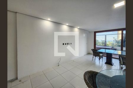 Casa de condomínio para alugar com 320m², 5 quartos e 2 vagasSala 2