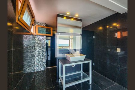 Casa de condomínio para alugar com 320m², 5 quartos e 2 vagasSuite Quarto 2