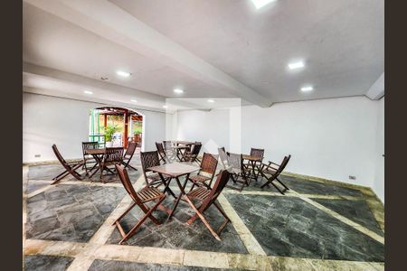 Casa de condomínio para alugar com 320m², 5 quartos e 2 vagasÁrea comum - Salão de festas