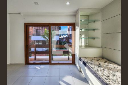 Casa de condomínio para alugar com 320m², 5 quartos e 2 vagasQuarto 3