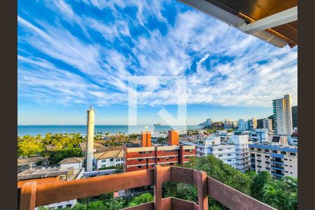 Casa de condomínio para alugar com 320m², 5 quartos e 2 vagasQuarto 4 sacada