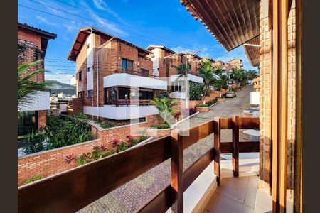 Casa de condomínio para alugar com 320m², 5 quartos e 2 vagasQuarto 3