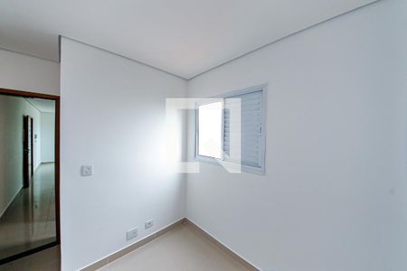 Quarto 2 de apartamento para alugar com 2 quartos, 40m² em Vila Antonieta, São Paulo