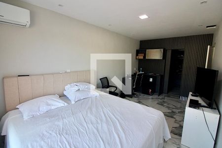 Casa de condomínio à venda com 220m², 3 quartos e 2 vagasSuíte 2