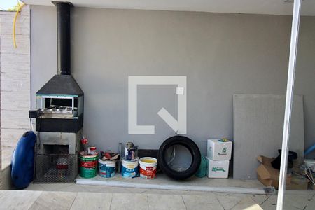 Casa de condomínio à venda com 220m², 3 quartos e 2 vagasChurrasqueira