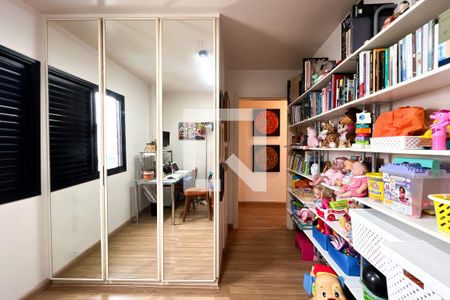 Apartamento à venda com 91m², 3 quartos e 2 vagasQuarto 2