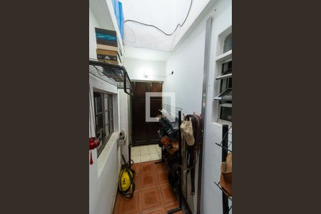 Casa à venda com 300m², 4 quartos e 5 vagas Casa à venda com 300m², 4 quartos e 5 vagasQuarto 1